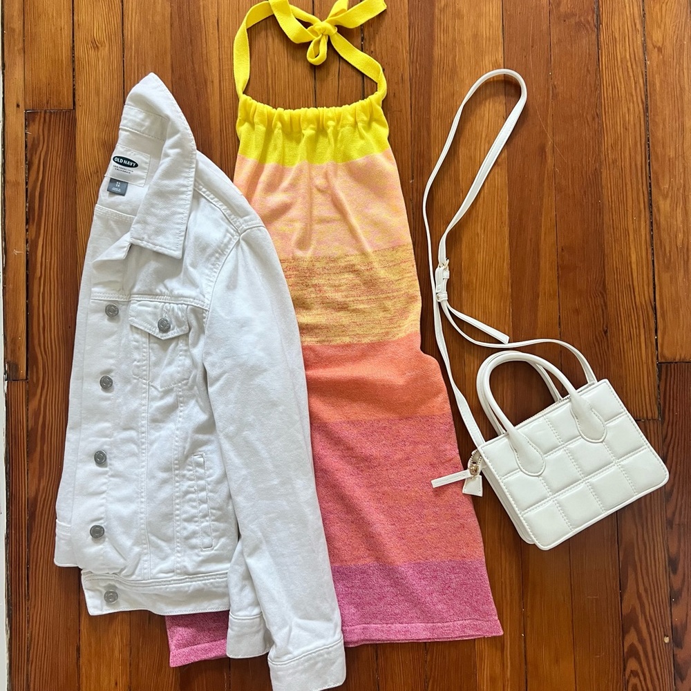 summer dress from a boutique but no tag.